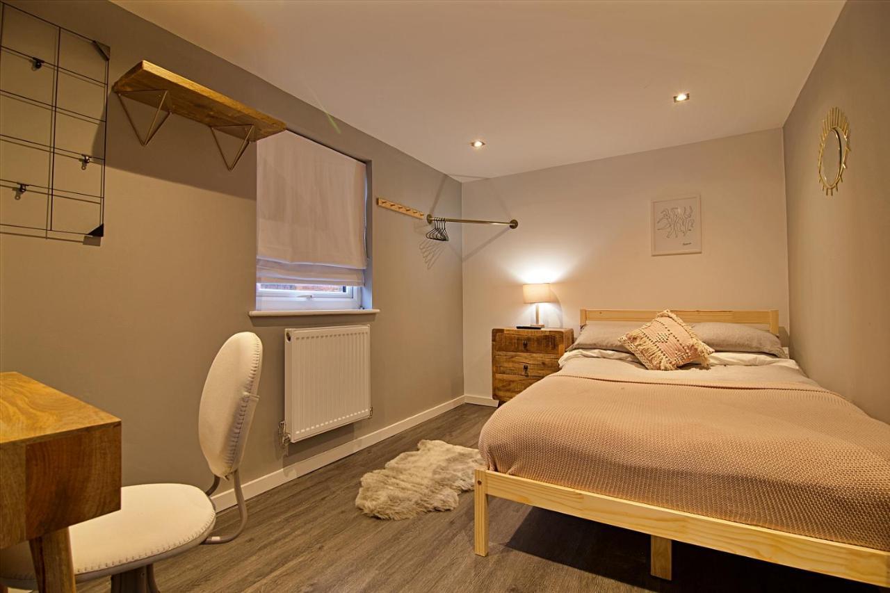 Scotforth Road- Boutique Rooms In Lancaster City Townhouse แลงคาสเตอร์ ภายนอก รูปภาพ