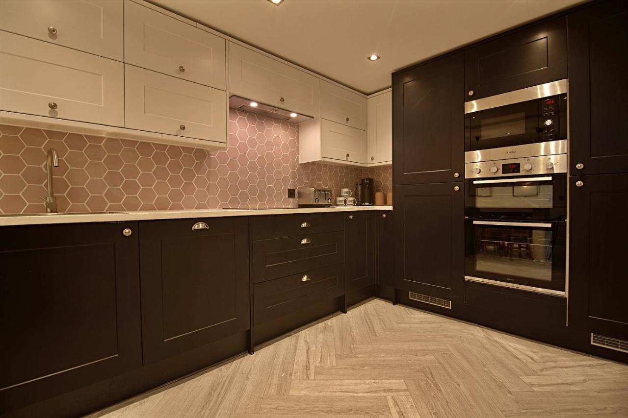Scotforth Road- Boutique Rooms In Lancaster City Townhouse แลงคาสเตอร์ ภายนอก รูปภาพ